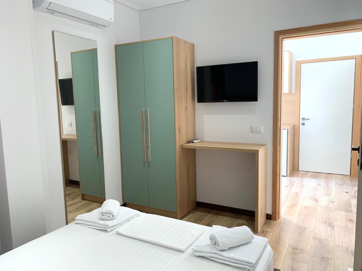 Duka Apts Sarandë Buitenkant foto