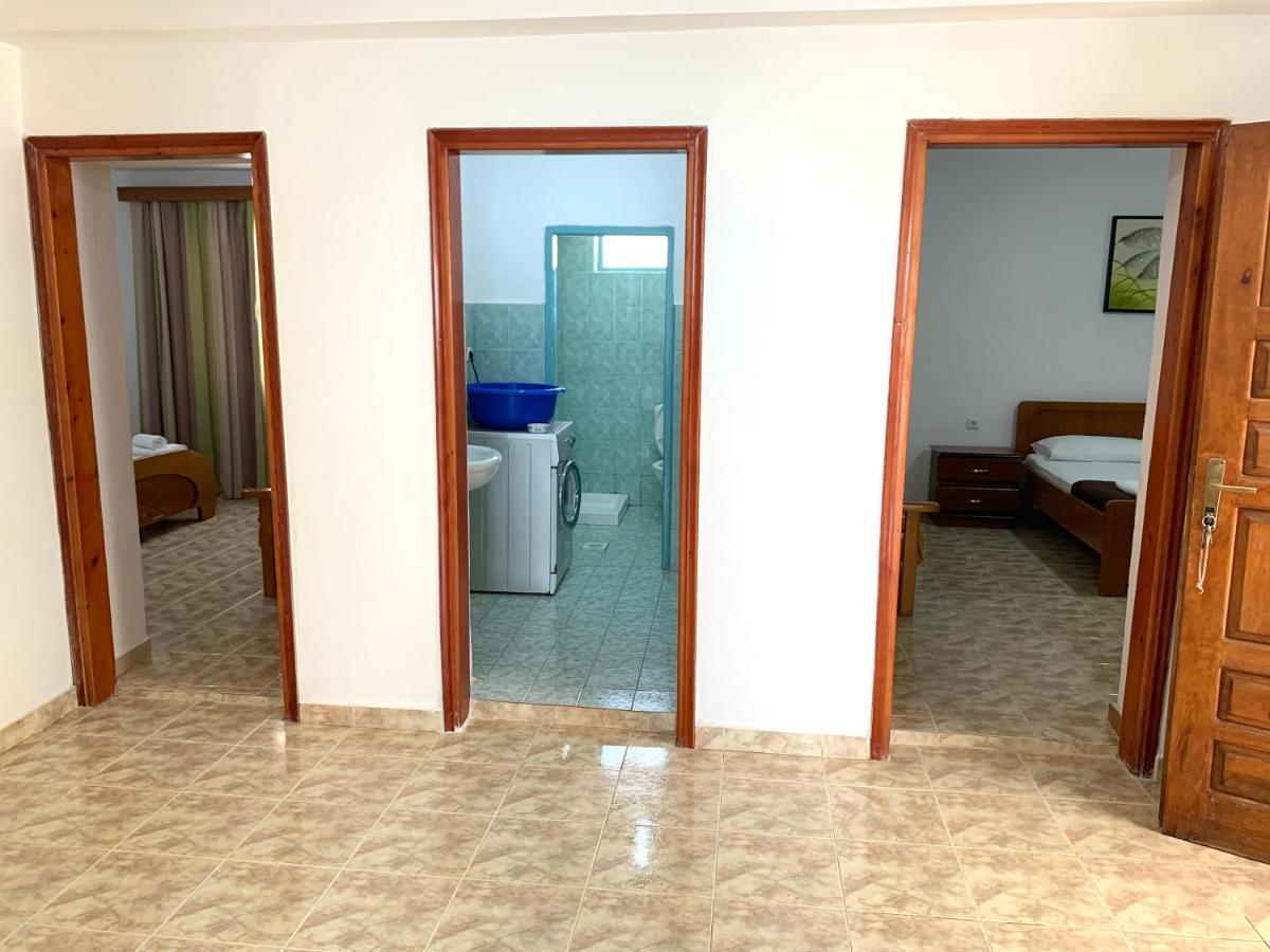 Duka Apts Sarandë Buitenkant foto
