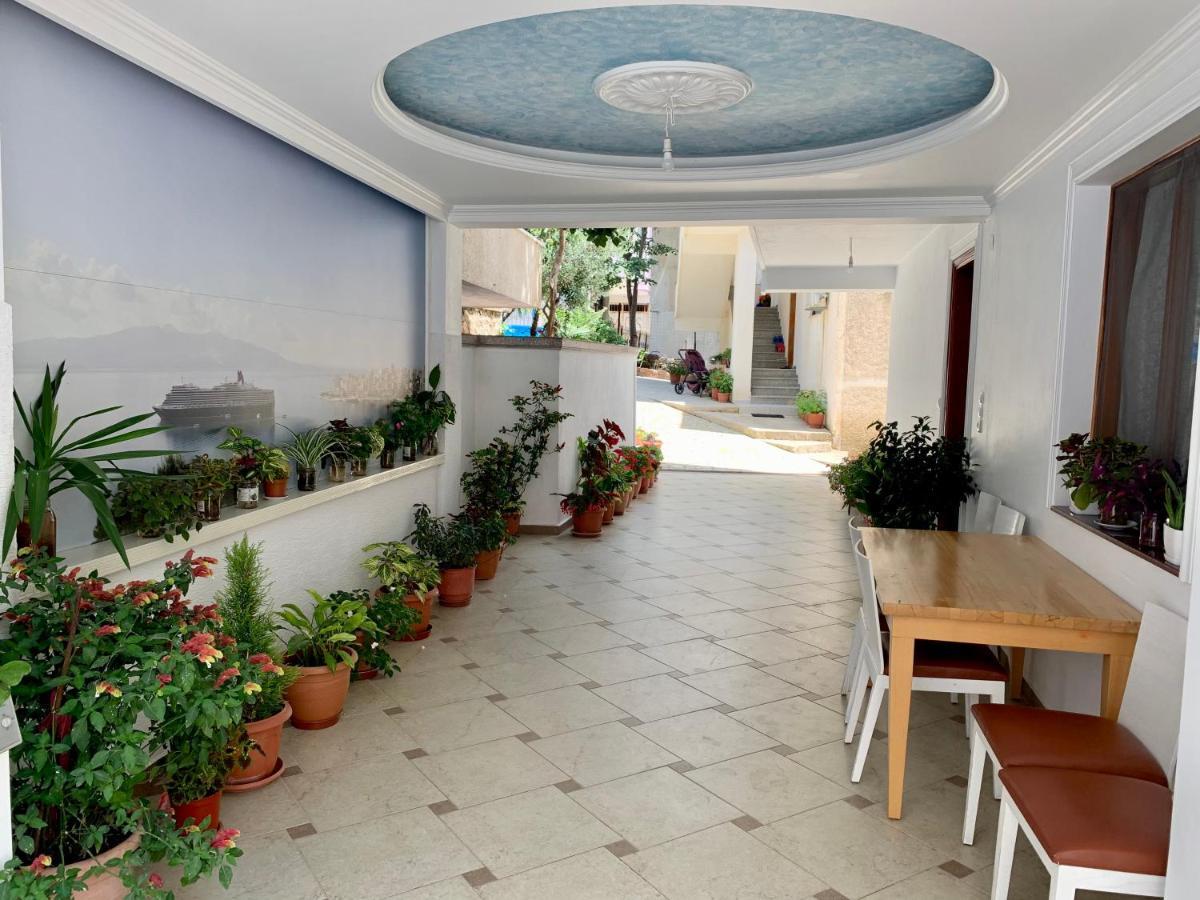 Duka Apts Sarandë Buitenkant foto