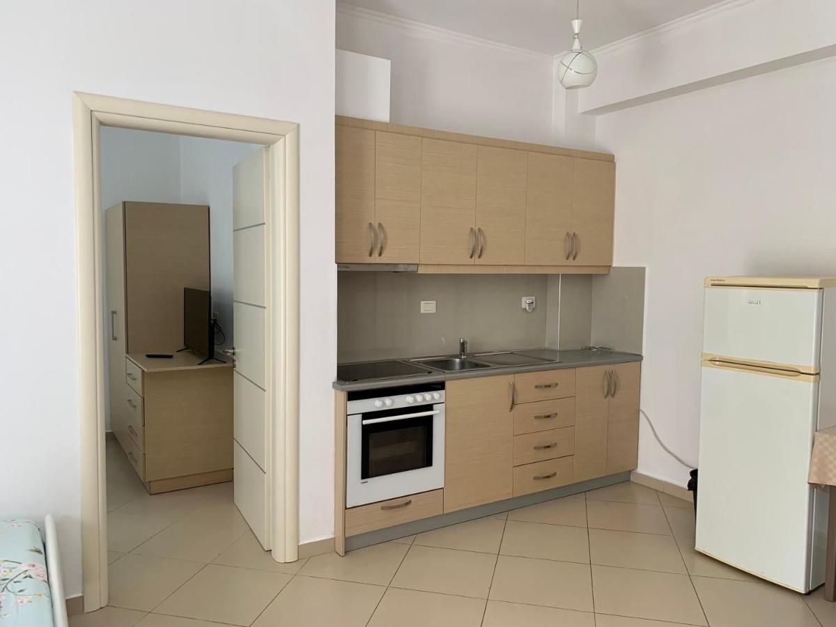 Duka Apts Sarandë Buitenkant foto
