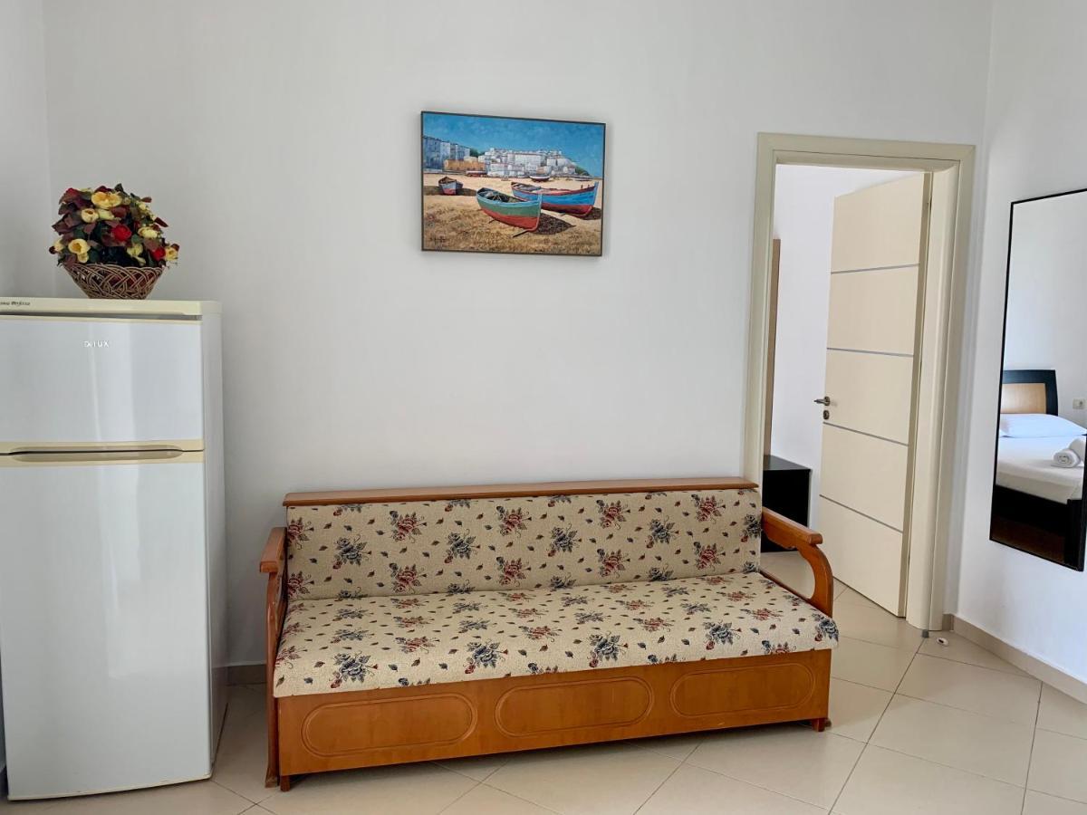 Duka Apts Sarandë Buitenkant foto