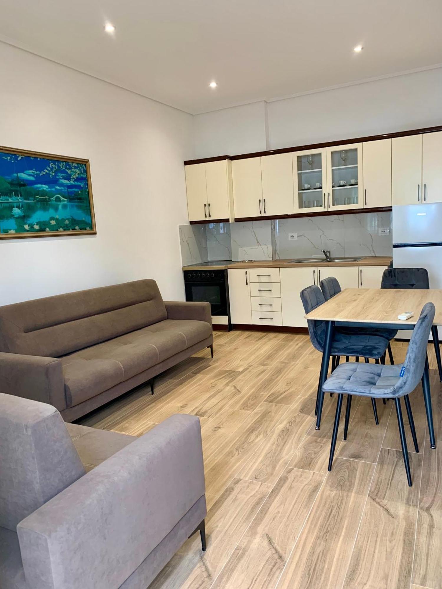 Duka Apts Sarandë Buitenkant foto